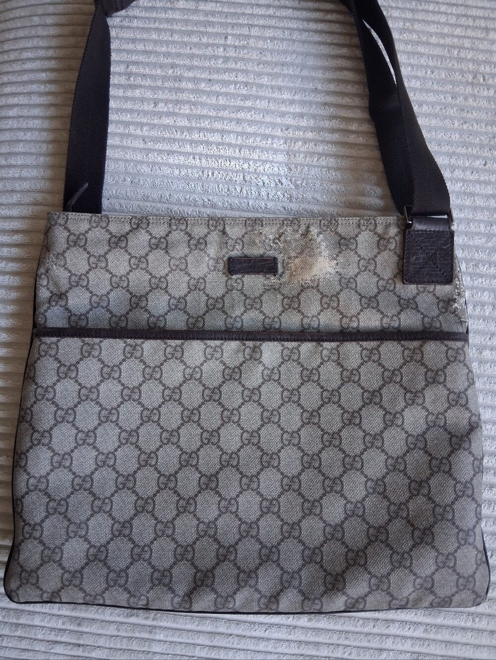 Gucci canvass leather sling bag 13.5x 11.5